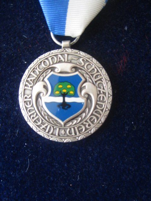 Medaglie: Luzerner Stich 1985 emailliertes Gemeindewappen Luthern – Nuovo (secondo la descrizione) da Luzern venduto da Horoskop1 1