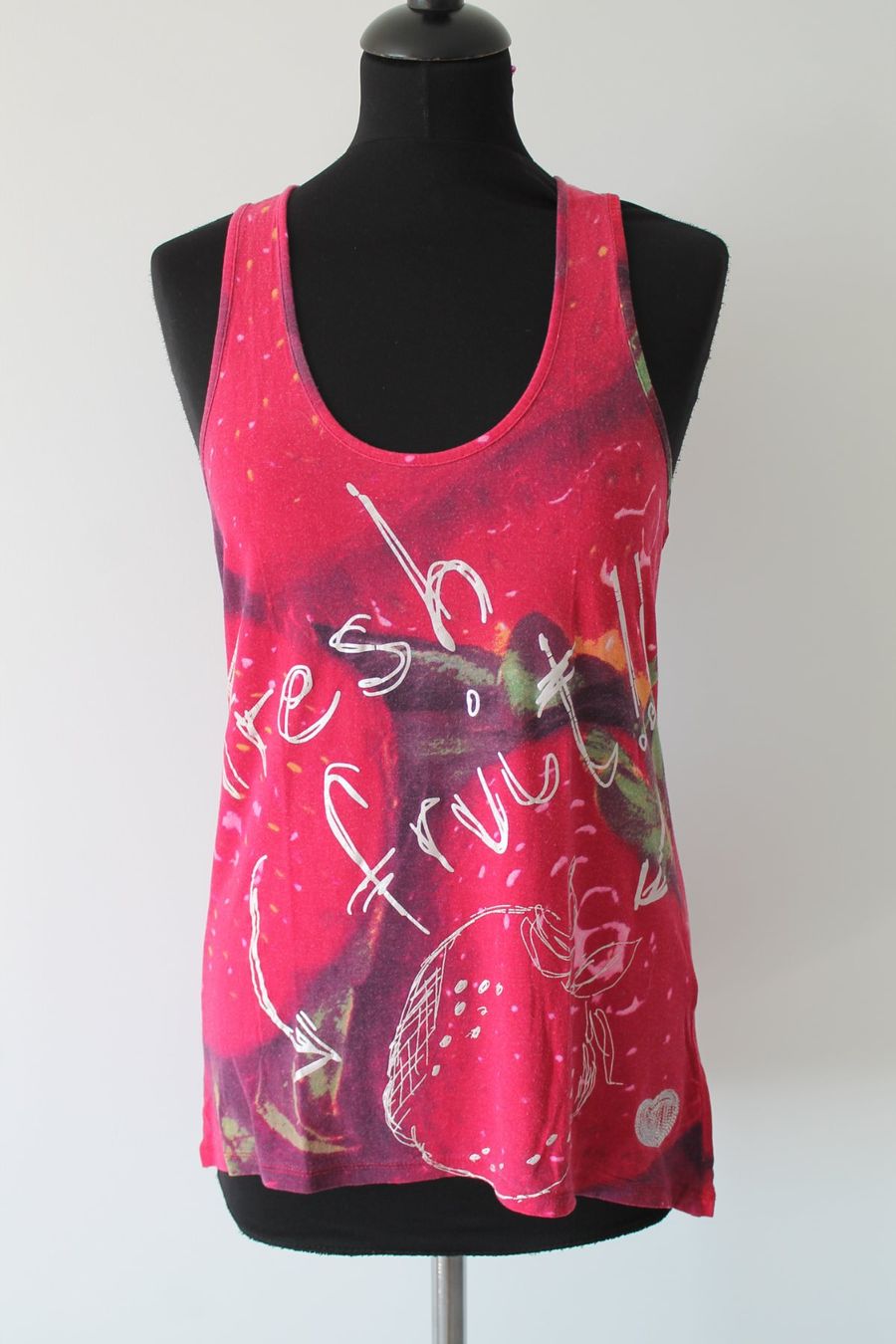 Desigual Top: Top DESIGUAL taille L – Usato da Chez-le-Bart venduto da jasse