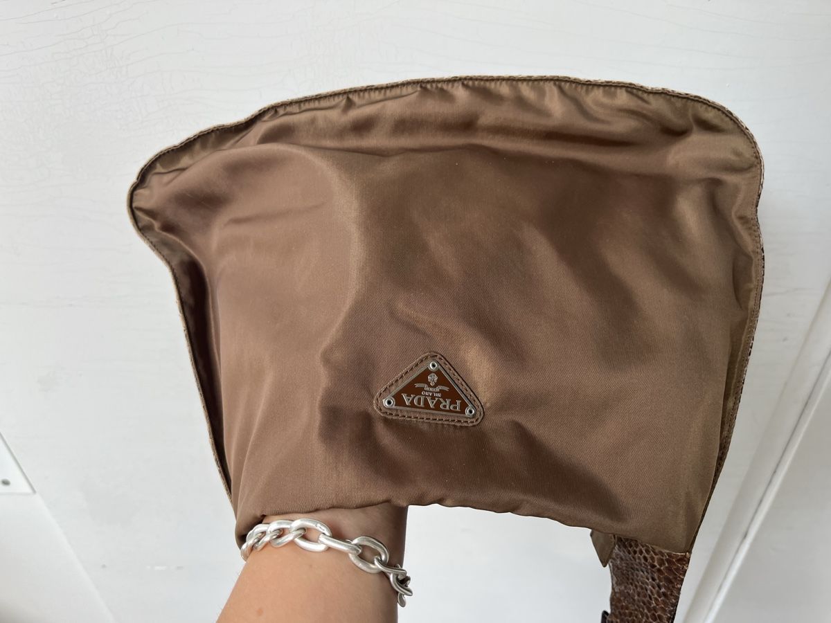 Prada Borse: Prada Python Schultertasche – Usato da Basel venduto da arminafera 3