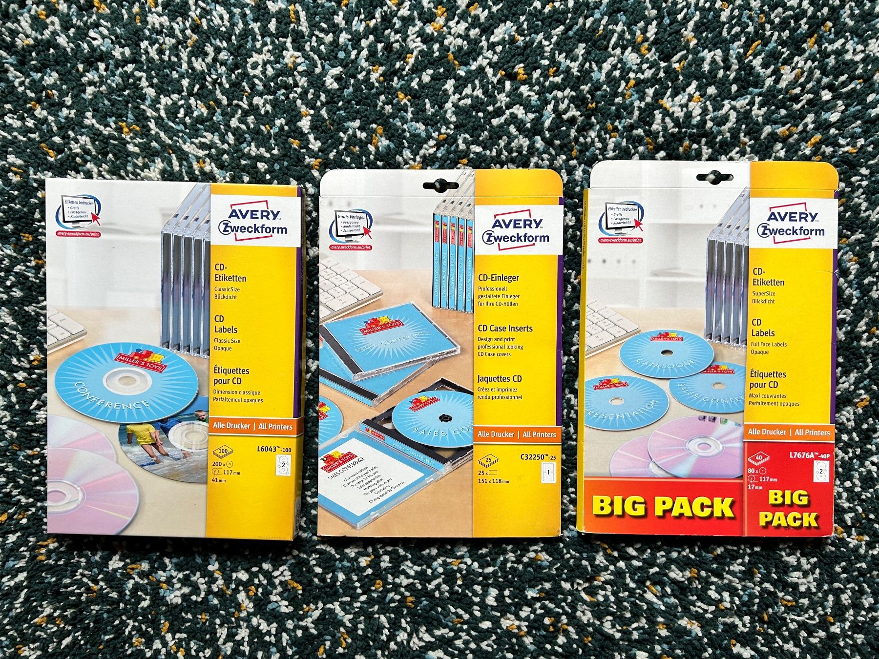 CD & DVD vergini: CD / DVD Rohlinge & Cover Maker Pack – Usato da Volketswil venduto da GLantern 4