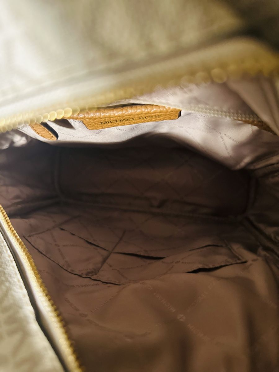 Michael Kors Zaini: Wunderschöner Rucksack von Michael Kors – Usato da Uetikon am See venduto da Mici_Ki 3