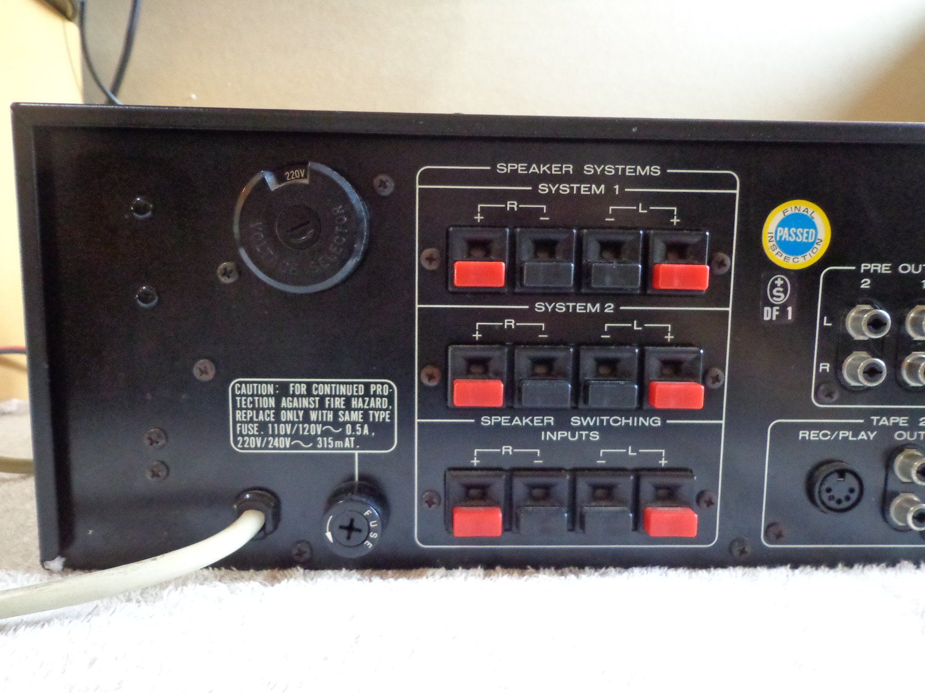 Marantz Amplificatori: Marantz Model 3250 Control Stereo Console Vorverstärker – Usato da Ligornetto venduto da Faffarel 4