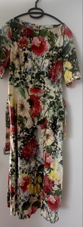 Sommerkleid von Zara aus Baumwolle mit Floralen Muster, Gr.L
