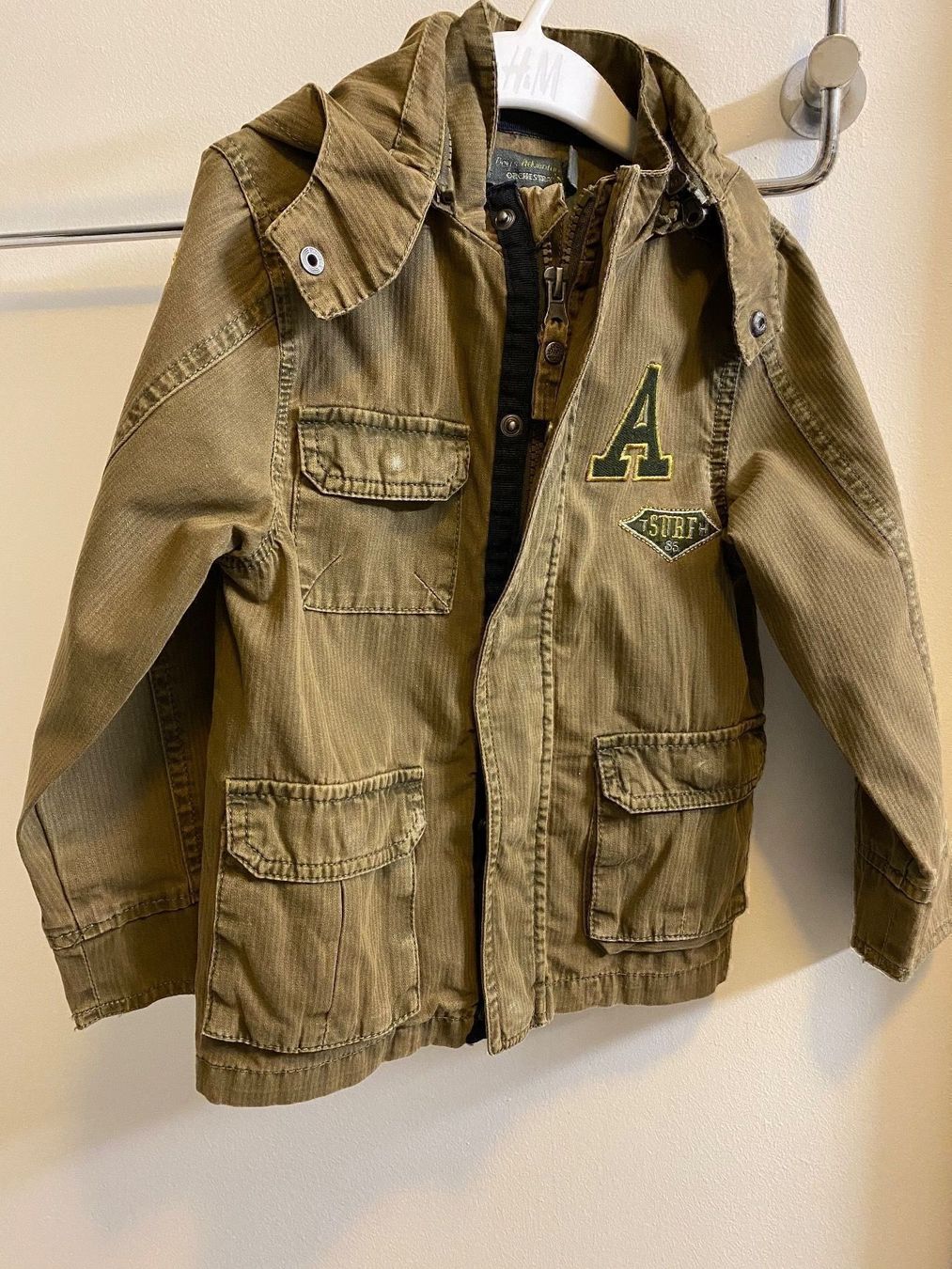 Giacche & Cappotti: Übergangsjacke mit Kapuze Gr 104 – Usato da Zürich venduto da AninANILOKIN 1