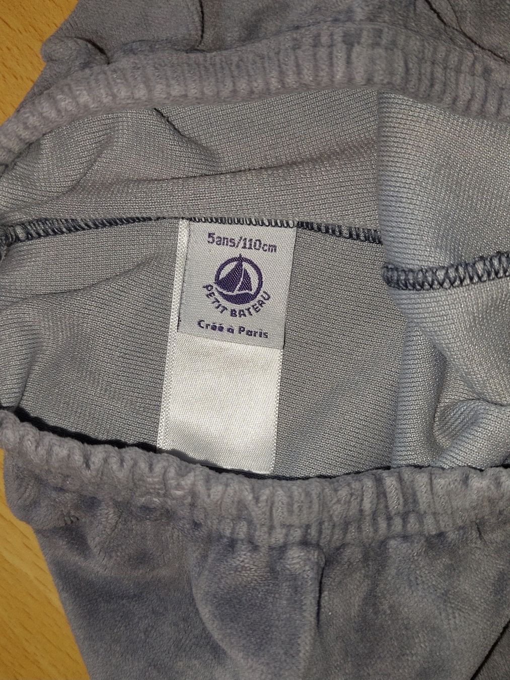 Petit Bateau Pyjamas & Ähnliches: Pyjama Petit Bateau hiver, taille 110 cm – Gebraucht aus Épalinges von lola_vp_99 7