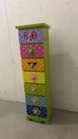 farbenfrohes Kinderregal