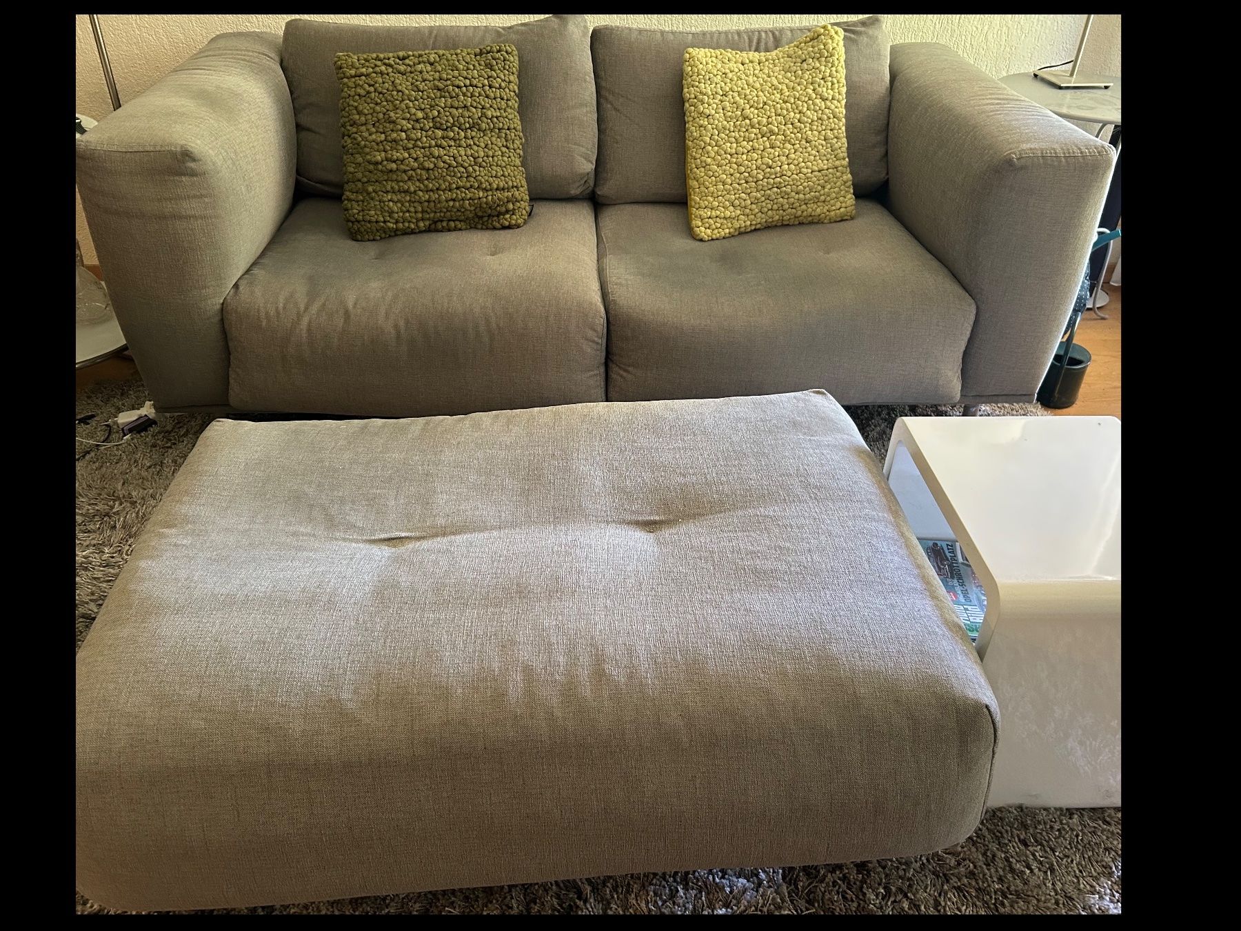 Pfister Sofas: 2er Sofa und Hocker – D'occasion à Lyss par Bisschos 1