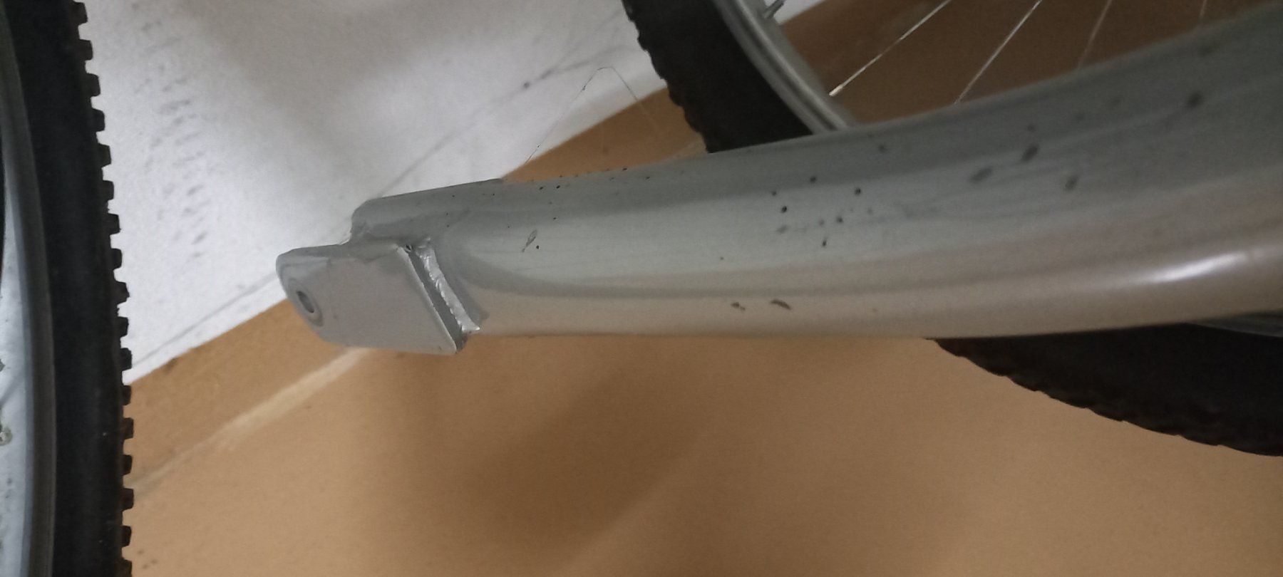 Velos: Vélo remorque pour enfant, se fixe à un vélo adulte – Gebraucht aus Meyrin von mbe_zs9p 3