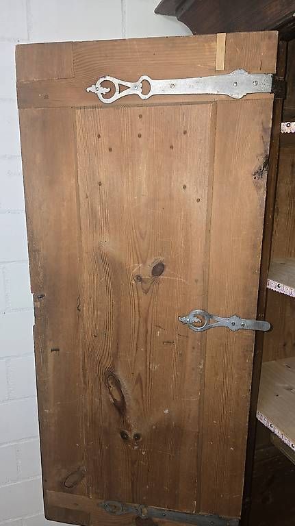 Schränke: Antiker Schrank – Gebraucht aus Bürglen TG von urs_tf5d 2