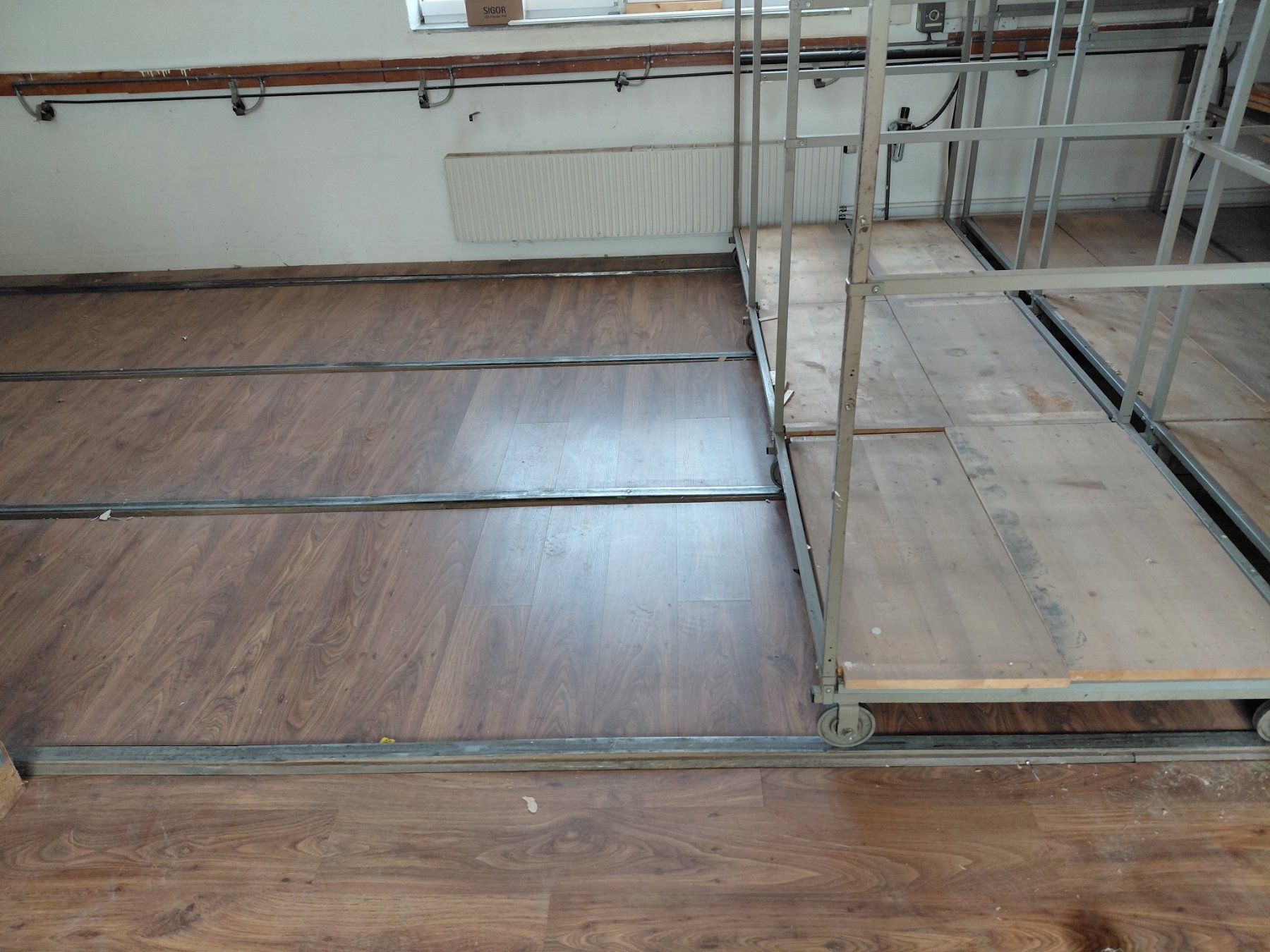 Scaffali: Rollgestell – Usato da Frenkendorf venduto da rousen1