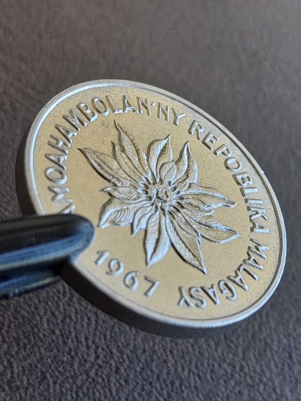 Tutti le monete: 5 Francs Ariary 1967 Madagaskar  – Usato da Basel venduto da Basel_20 5