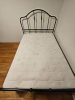 Bett 160 × 200 cm mit 2 Lattenrosten  guter Zustand