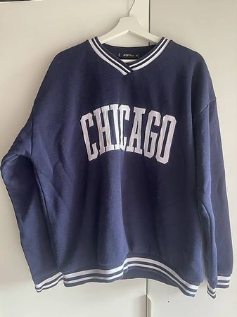 New Yorker Oversize Pullover