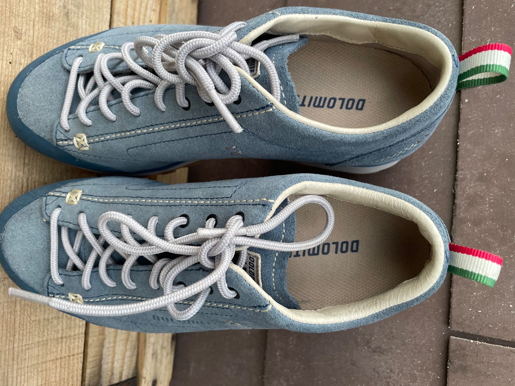 Dolomite Scarpe da donna: Dolomite Schuhe, Gr. 38, hellblau, neuwertig – Usato da Luzern venduto da nilabintang 1