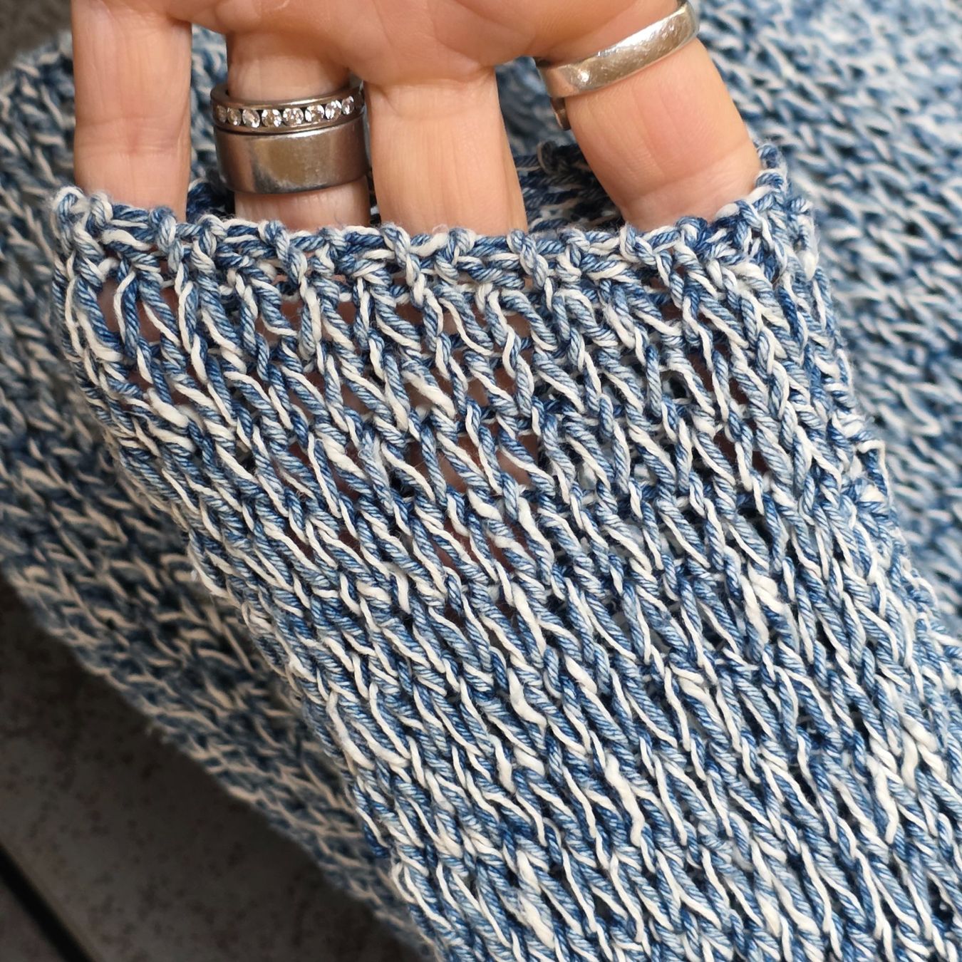 Maglioni & Felpe: 🐸 DENIM & CO LEINEN STRICKPULLOVER PULLOVER BLAU WEISS M – Usato da Môtier (Vully) venduto da Frogs 2