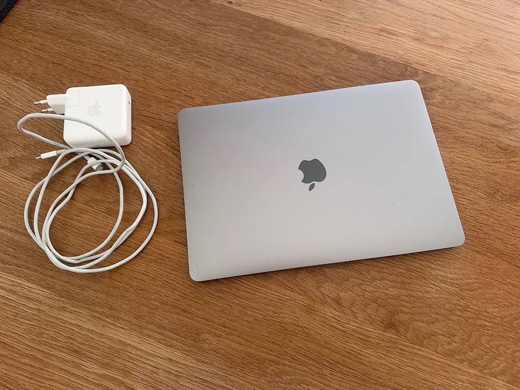 Notebook: Apple MacBook Pro 13 2020 | i7 | 16 GB RAM | 512 GB SSD  – Usato da meiringen venduto da Dbirri 1