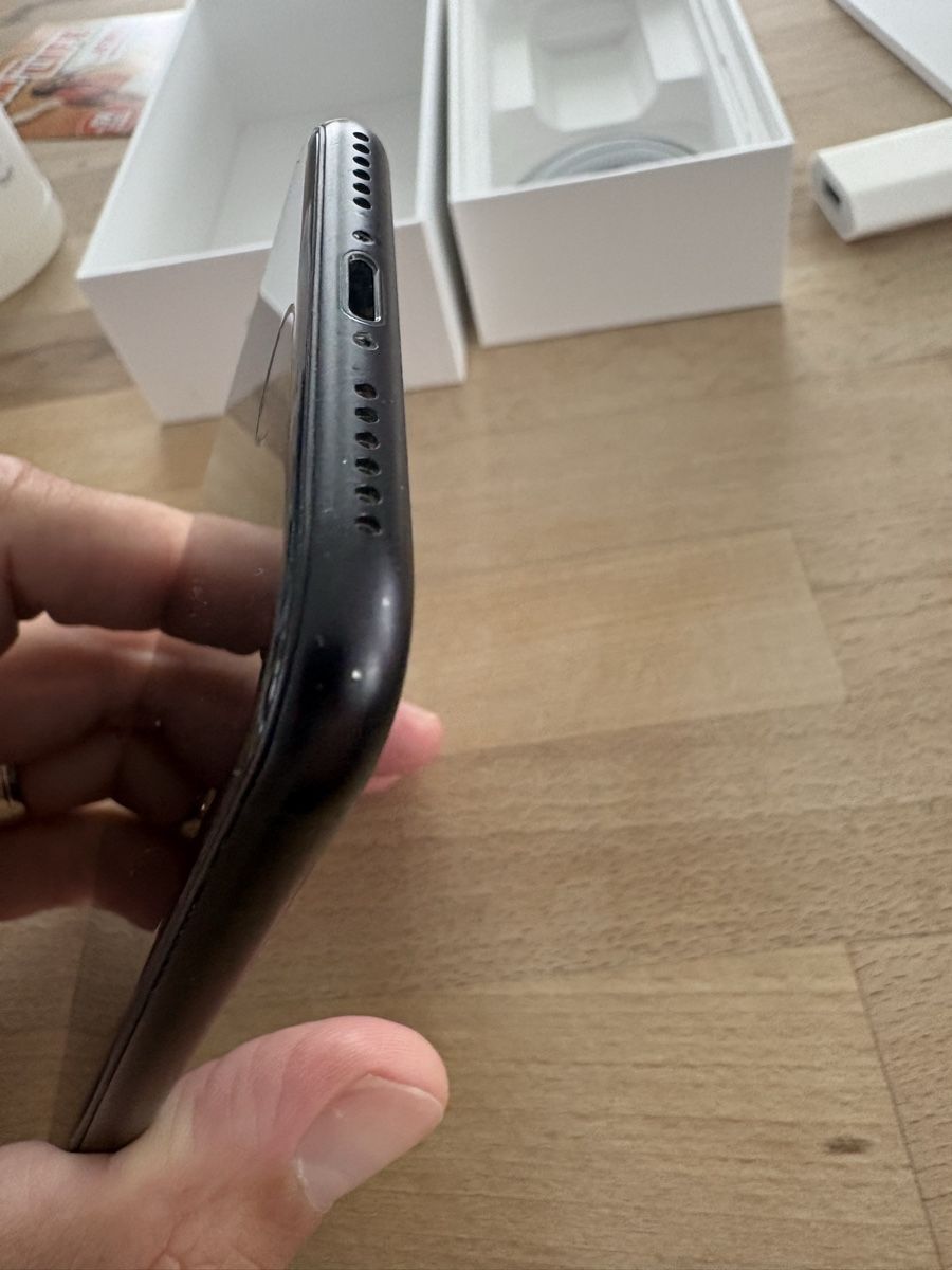 Apple Portables: iPhone SE – D'occasion à Kloten par AR84 2
