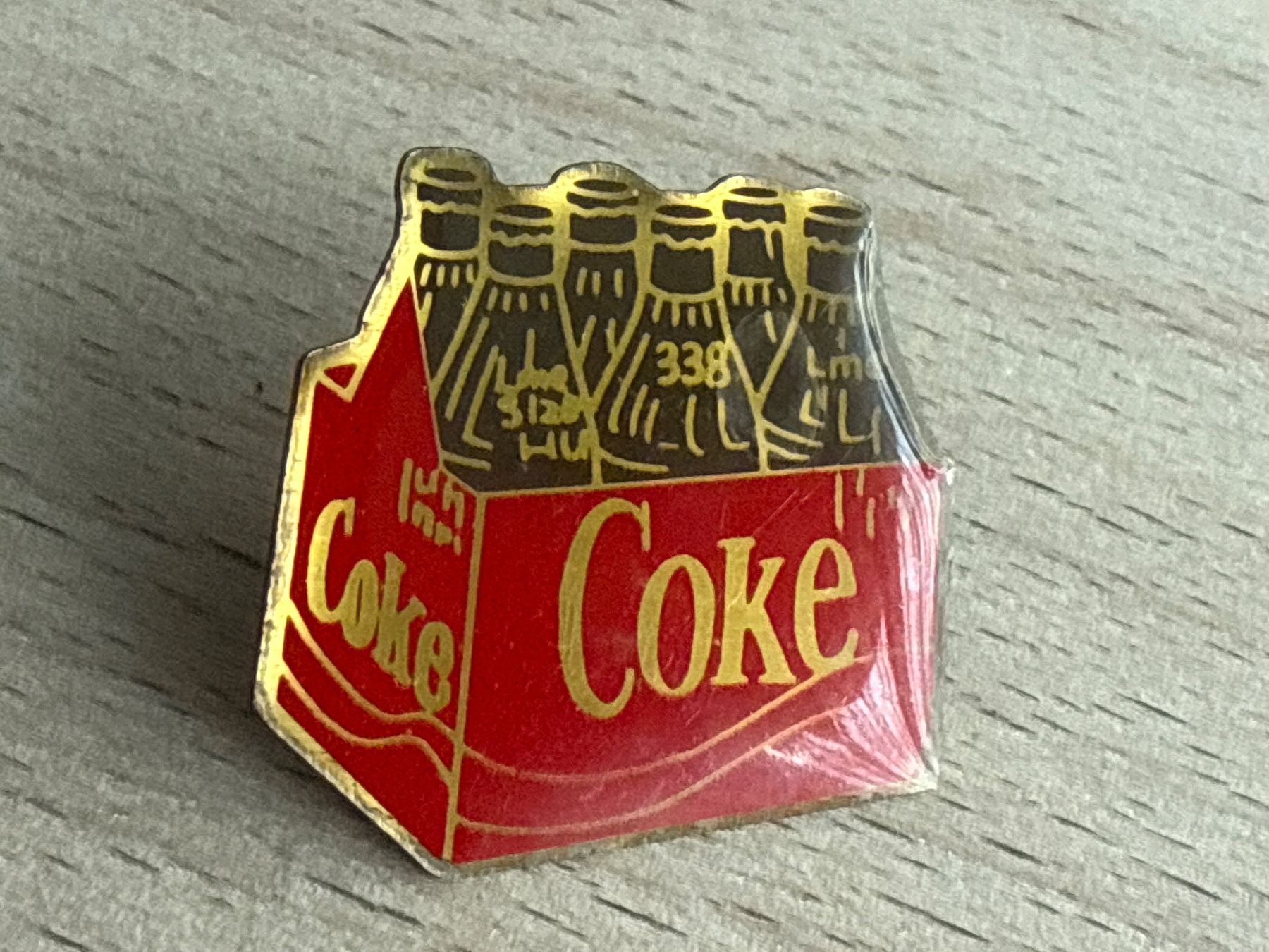 Coca-Cola Placchette & Badge: Pin Coke – Usato da Glattbrugg venduto da Schweigmatt