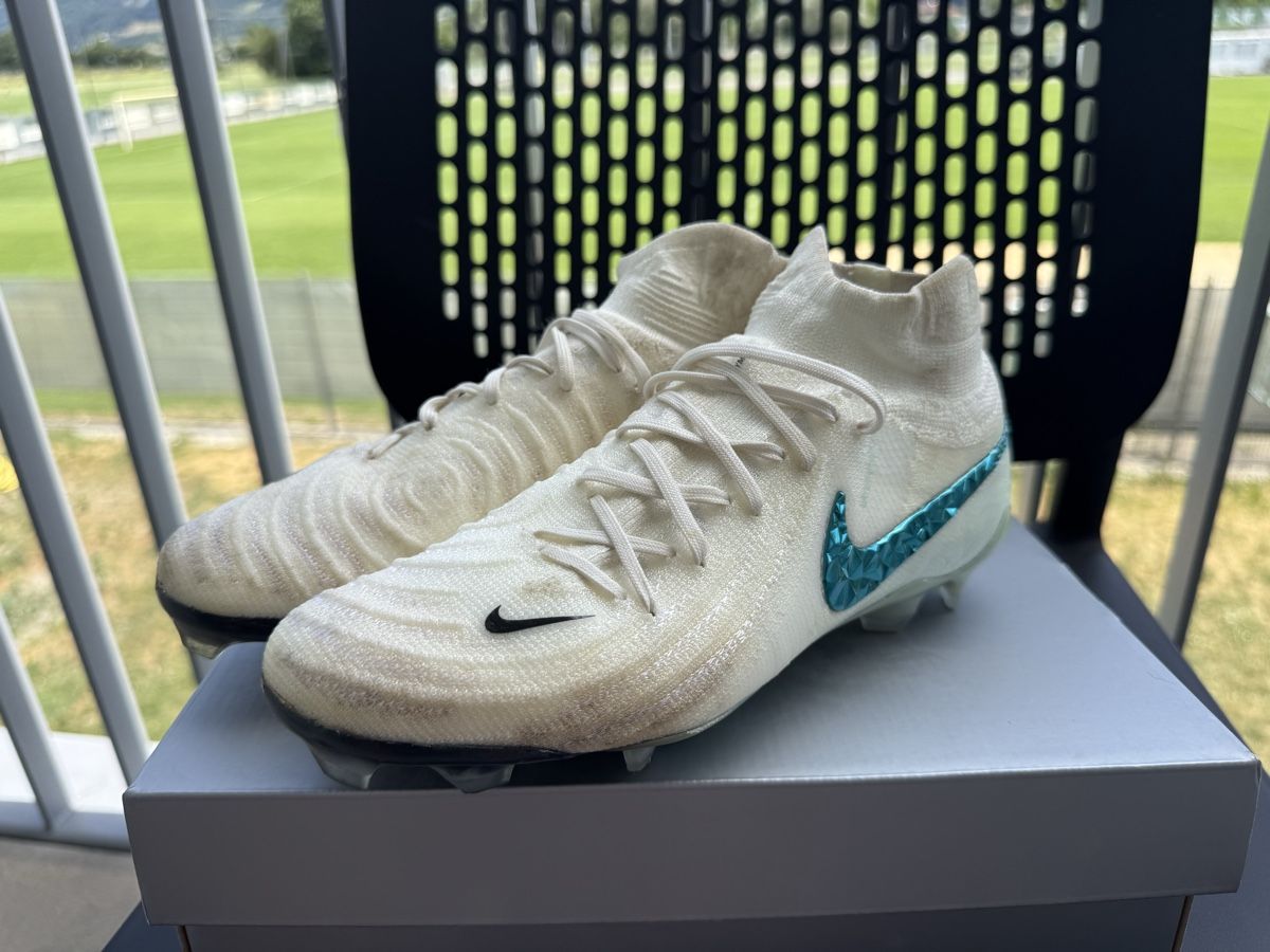 Nike Scarpe da uomo: Nike Phantom Luna 2 Elite AS Gr 38 OHNE Sohlen – Usato da Werdenberg venduto da Tasai10 7