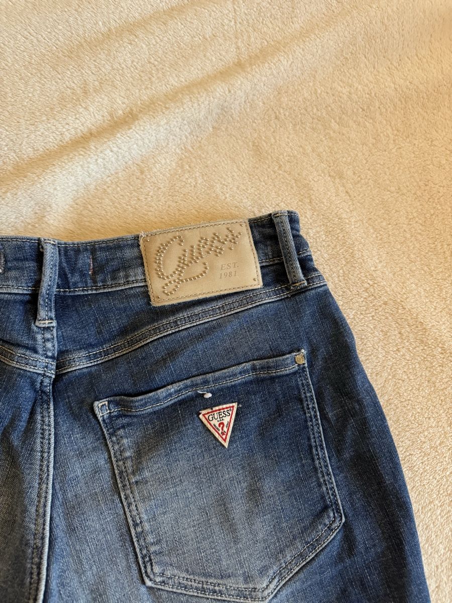 Guess Jeans: Vintage Guess mini jeans shorts – Nuovo (secondo la descrizione) da Aigle venduto da 029_mbn 5