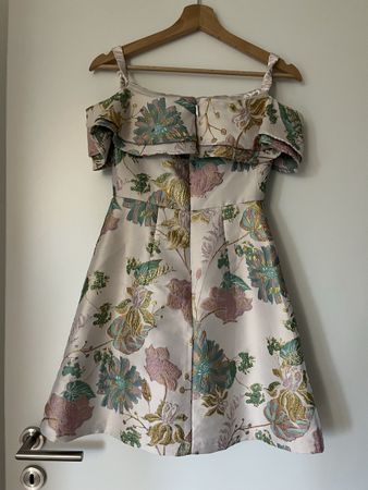 Kleid mit Blumen