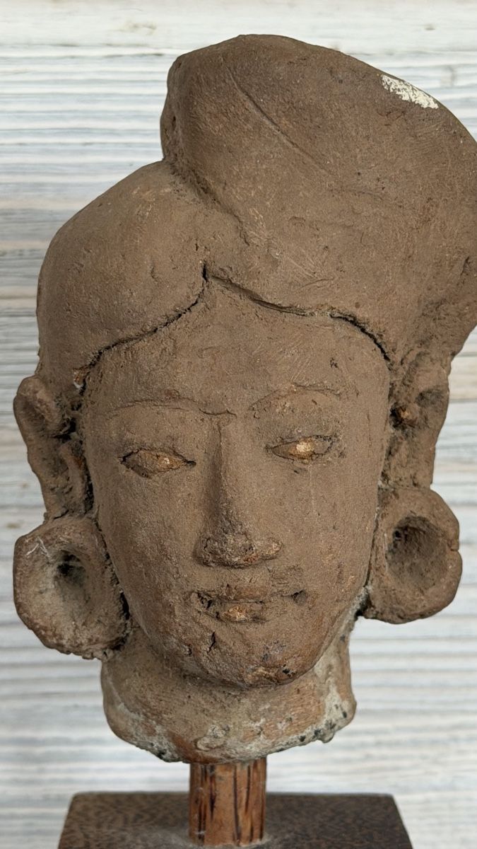 Sculture & Statue: Indonesien Ost Java Kopf antik aus Ton Terrakotta – Usato da Riedholz venduto da Frettchen63