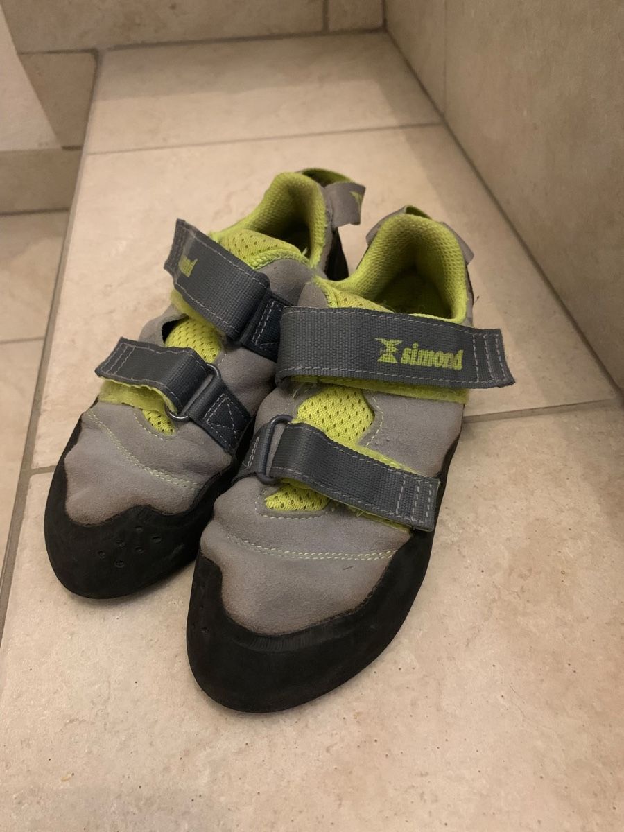 Scarpe per ragazzi: Kletterfinken simond 35 – Usato da Altnau venduto da sim_9fvg
