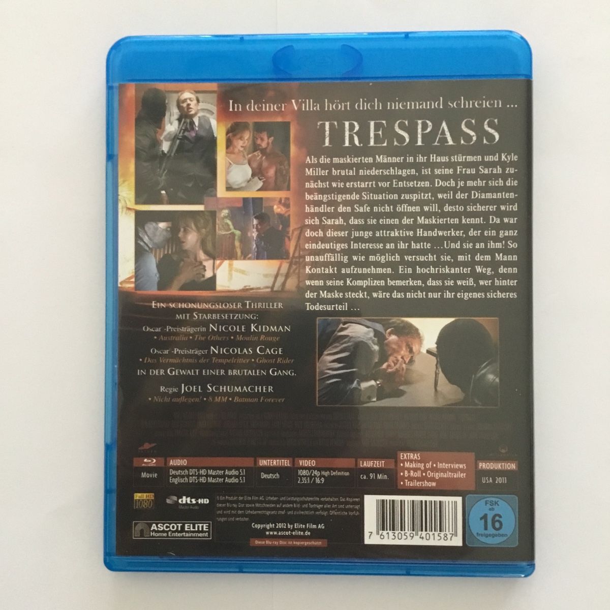 Tutti i DVDs: Trespass Blu Ray – Nuovo (secondo la descrizione) da Blauen venduto da berlingo65 1