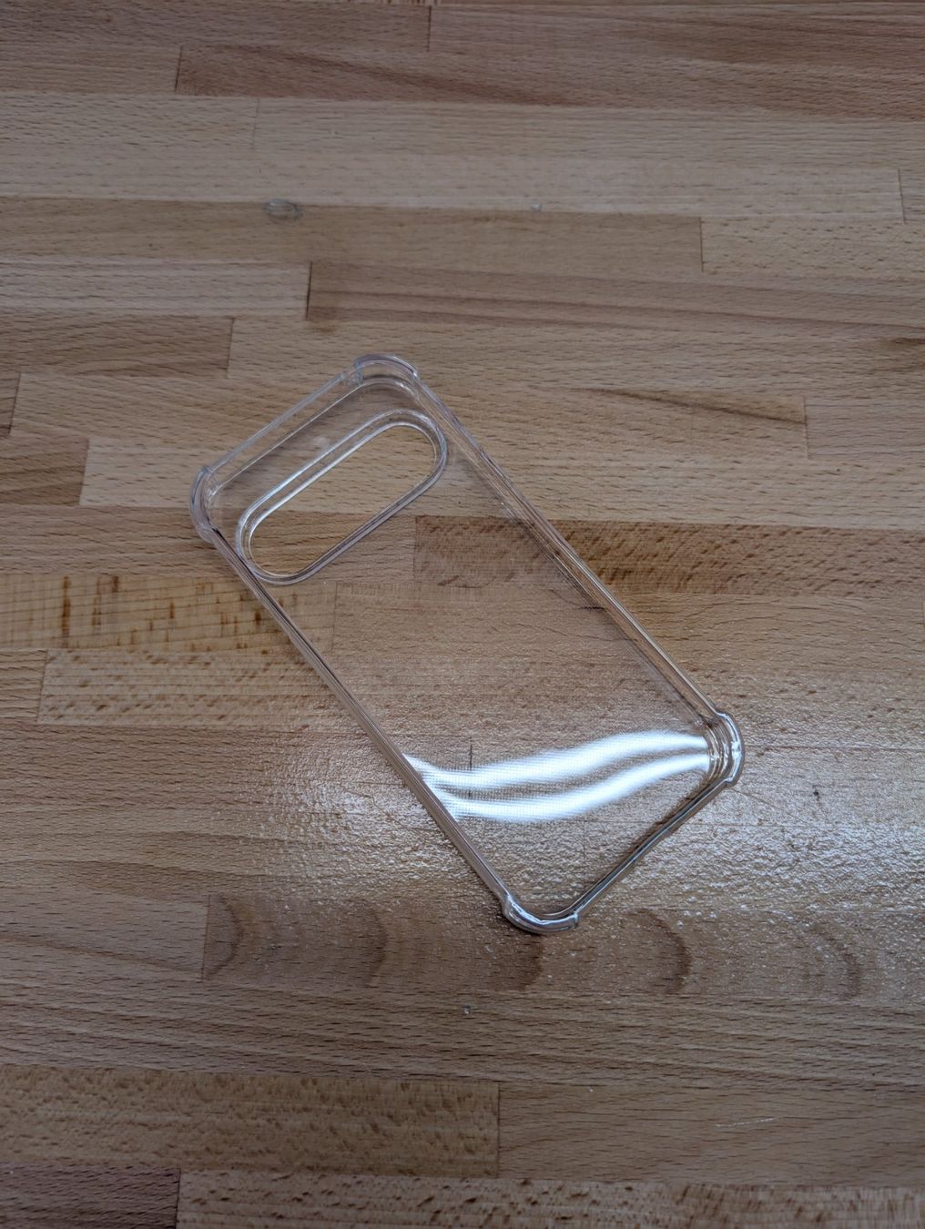 Google Cover & Protezioni schermo: Handyhülle Transparent Google Pixel 9 / 9 PRO – Nuovo (secondo la descrizione) da Ballwil venduto da Volvo2022
