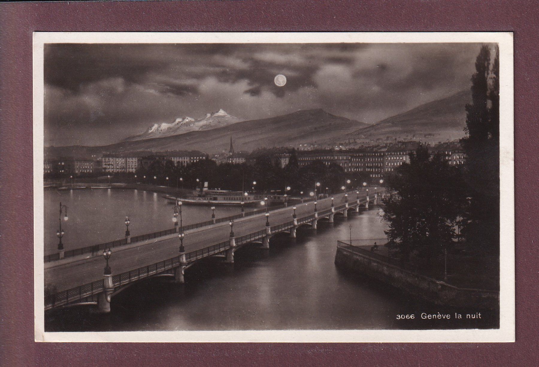 Cartes postales: GENEVE la nuit - 1933 – D'occasion à Pully par nicecards