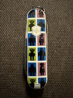 Victorinox classic Chanting Robots 2011