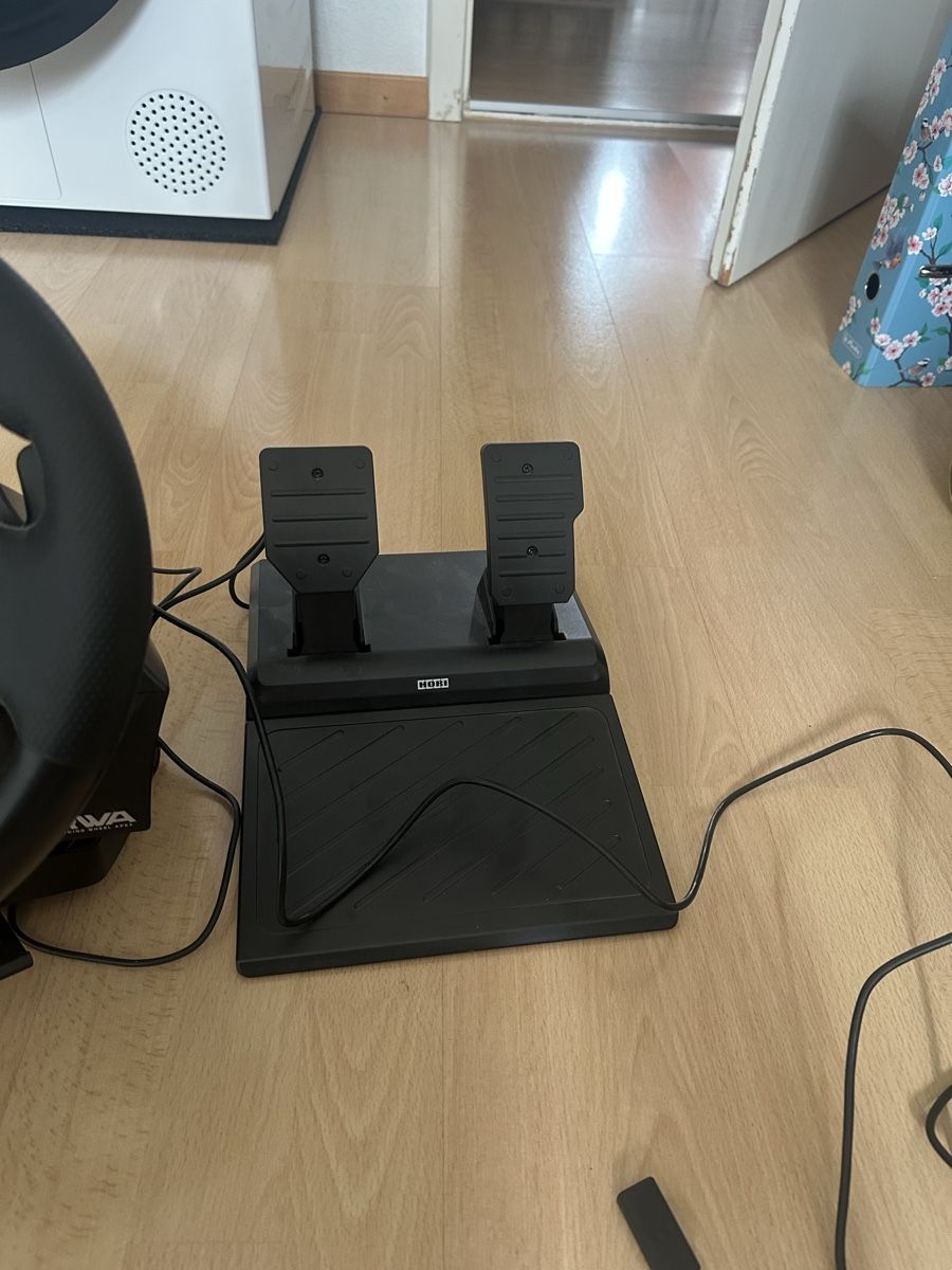 Controller: PlayStation Steuerrad inkl.Pedalen – Gebraucht aus Thun von diddle76 2