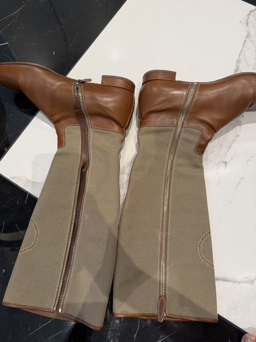 Prada Damenschuhe: Prada Stiefel – Gebraucht aus Arlesheim von FabiKl 2
