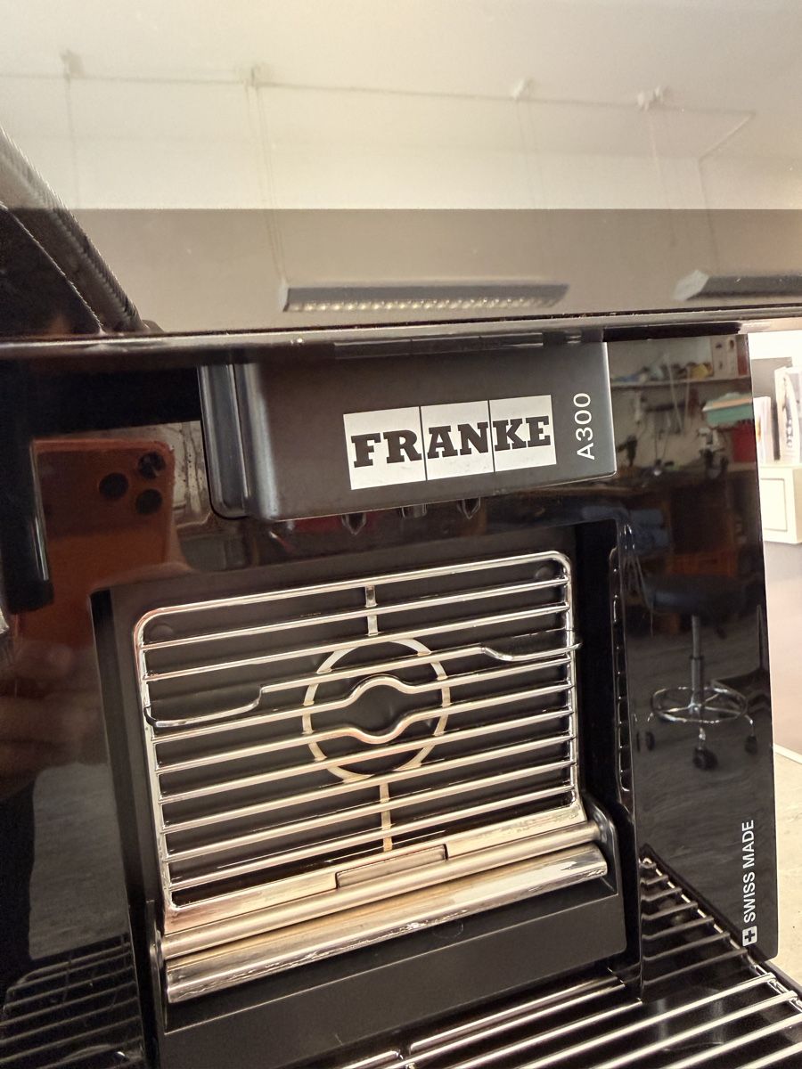 Franke Macchine per caffè & Macchine per espresso: Franke A300 – Usato da Zwingen venduto da vlakcanac558 3