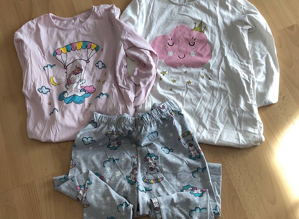 Pigiama & Simili: Pyjama Gr 160 – Usato da Oberbuchsiten venduto da etr_2jg5 1
