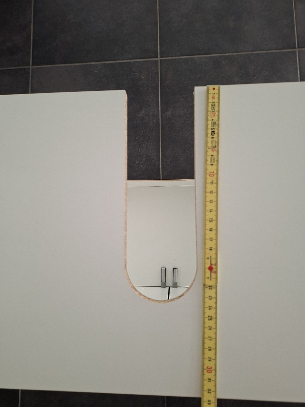 Mobili per bagno: Waschtischunterschrank weiss mit 2 Tueren – Usato da Oberrohrdorf venduto da Trike1 5