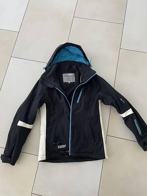 Giacche: Veste de ski / veste d'hiver  – Usato da Treyvaux venduto da Jujud