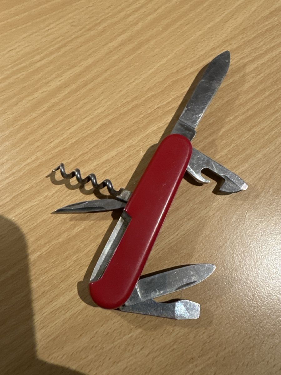 Victorinox Coltelli tascabile: Victorinox von Robert Aebi AG – Usato da Dulliken venduto da Zuchu 2