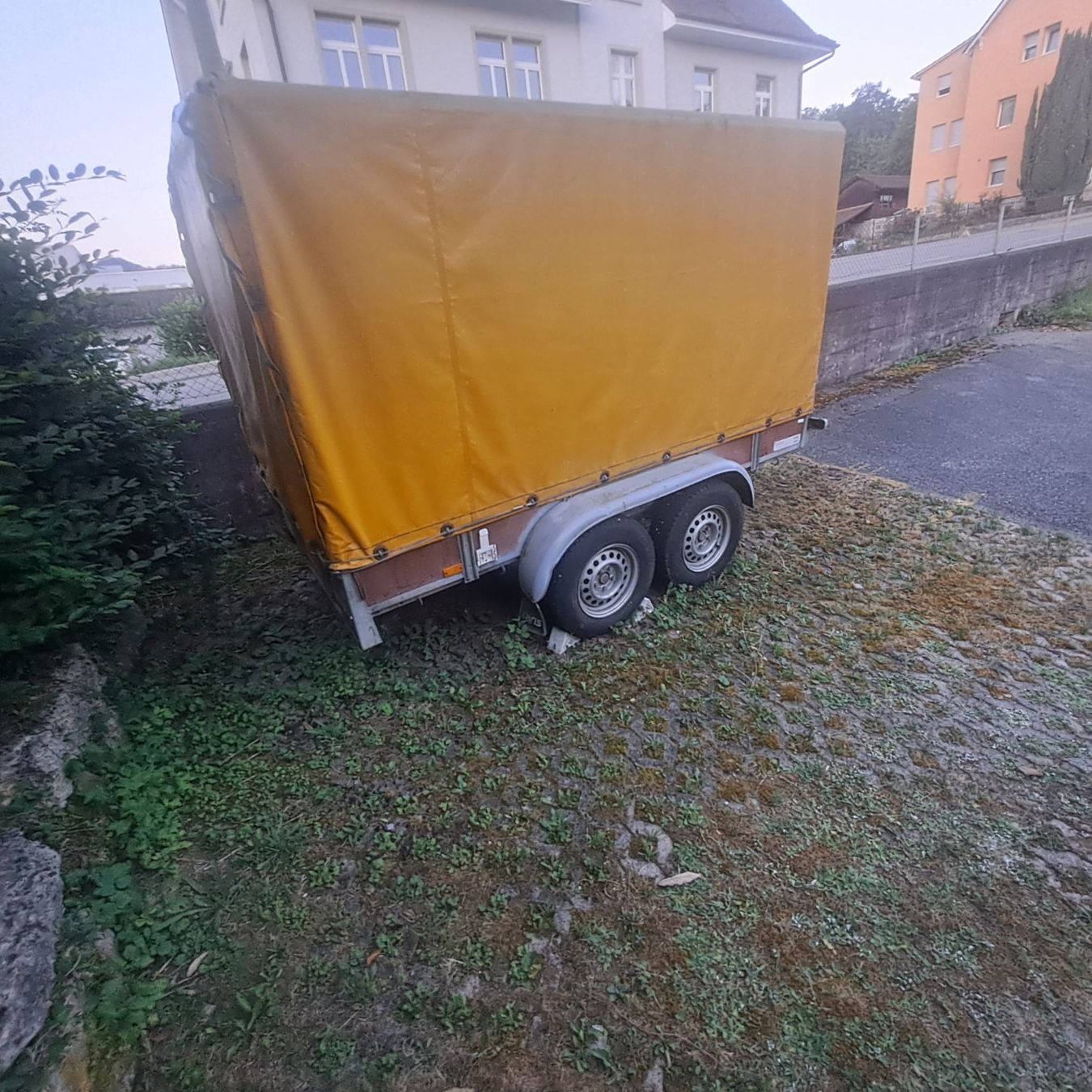 Saris Rimorchi: Anhänger mit Ausweis – Usato da Laufen venduto da FredyR01 8