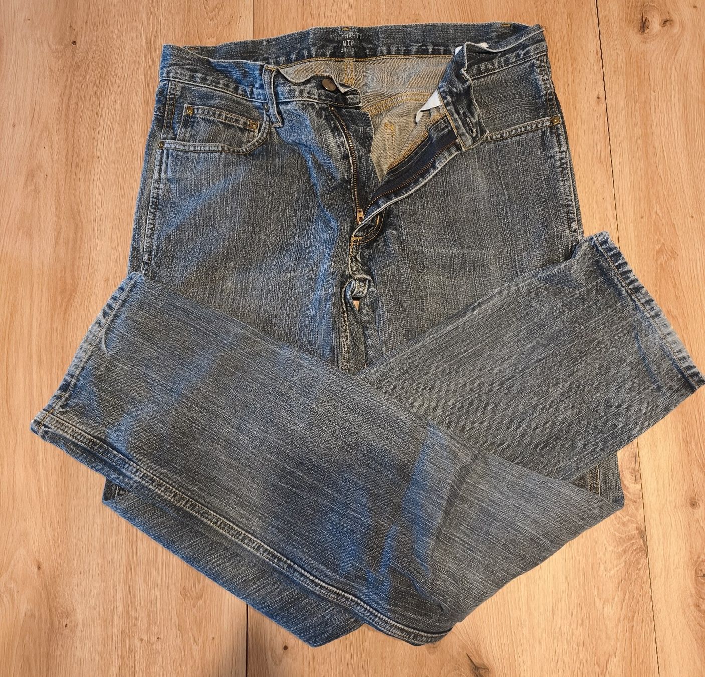 Carhartt Jeans: Carhartt Jeans – D'occasion à Madiswil par Trayann