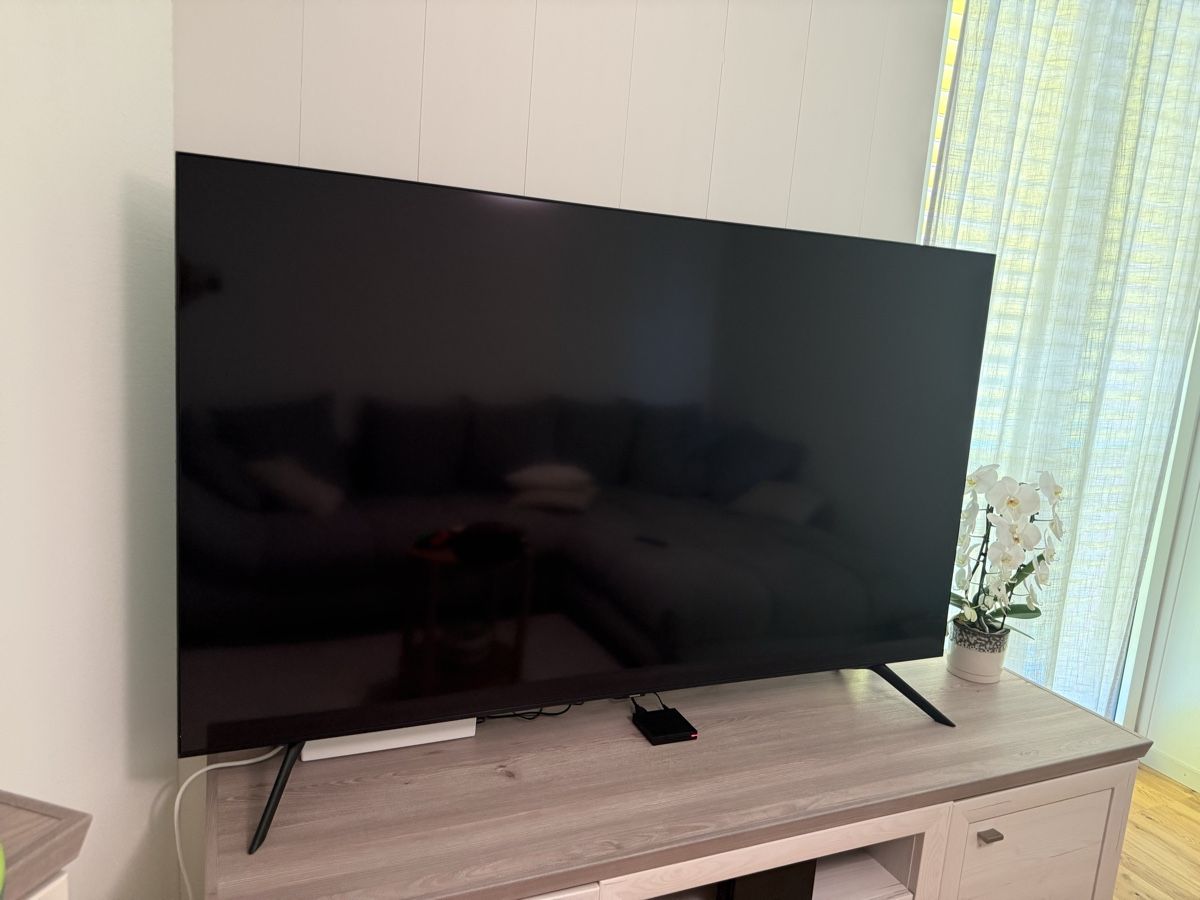 Fernseher: Samsung Crystal UHD 70 Zoll – Gebraucht aus Zürich von Simao.mf 3