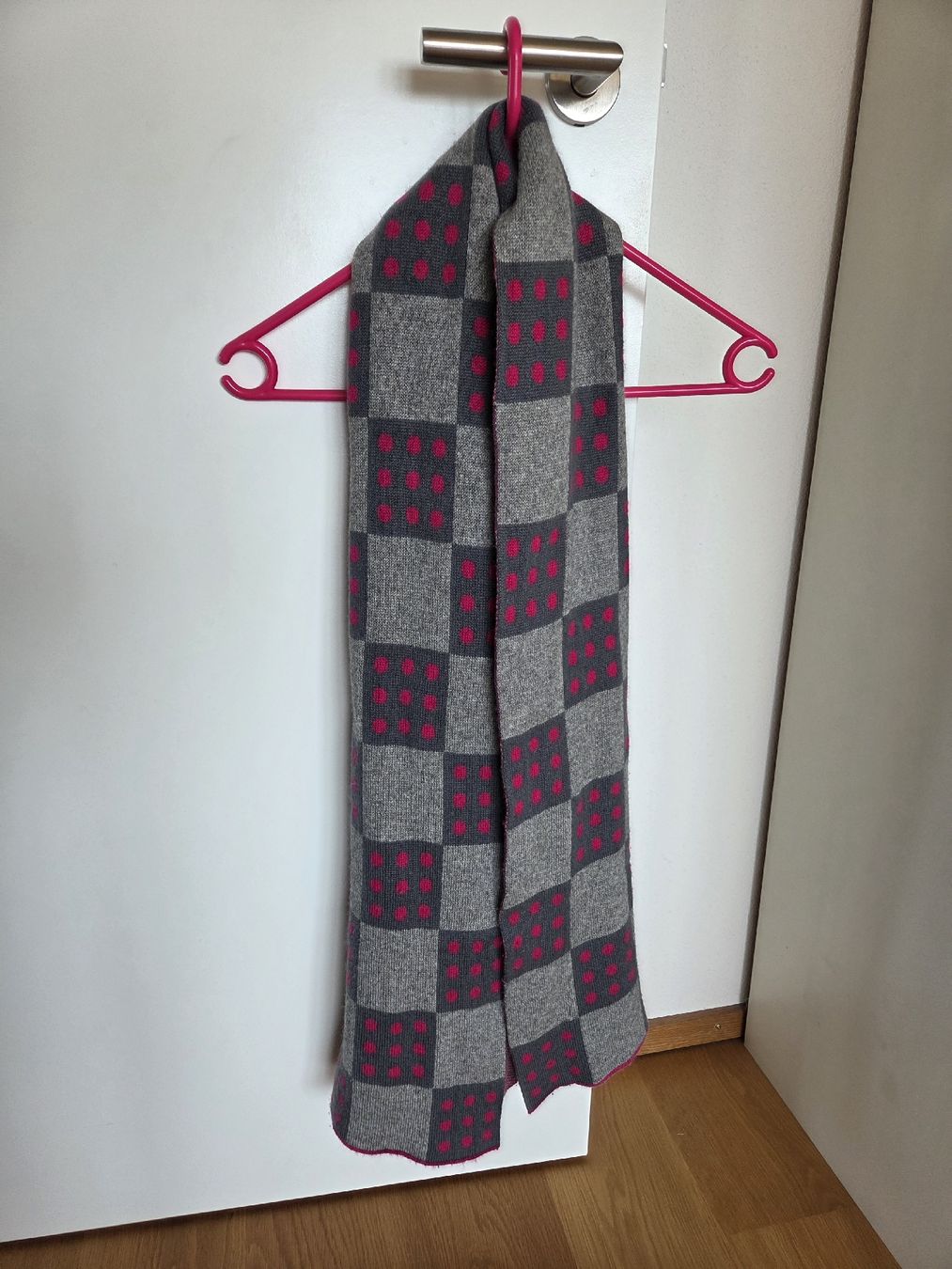 Foulard & Sciarpe: Eric Bompard Kaschmir-Seide Schal, grau-pink – Usato da Villars-sur-Glâne venduto da richardette