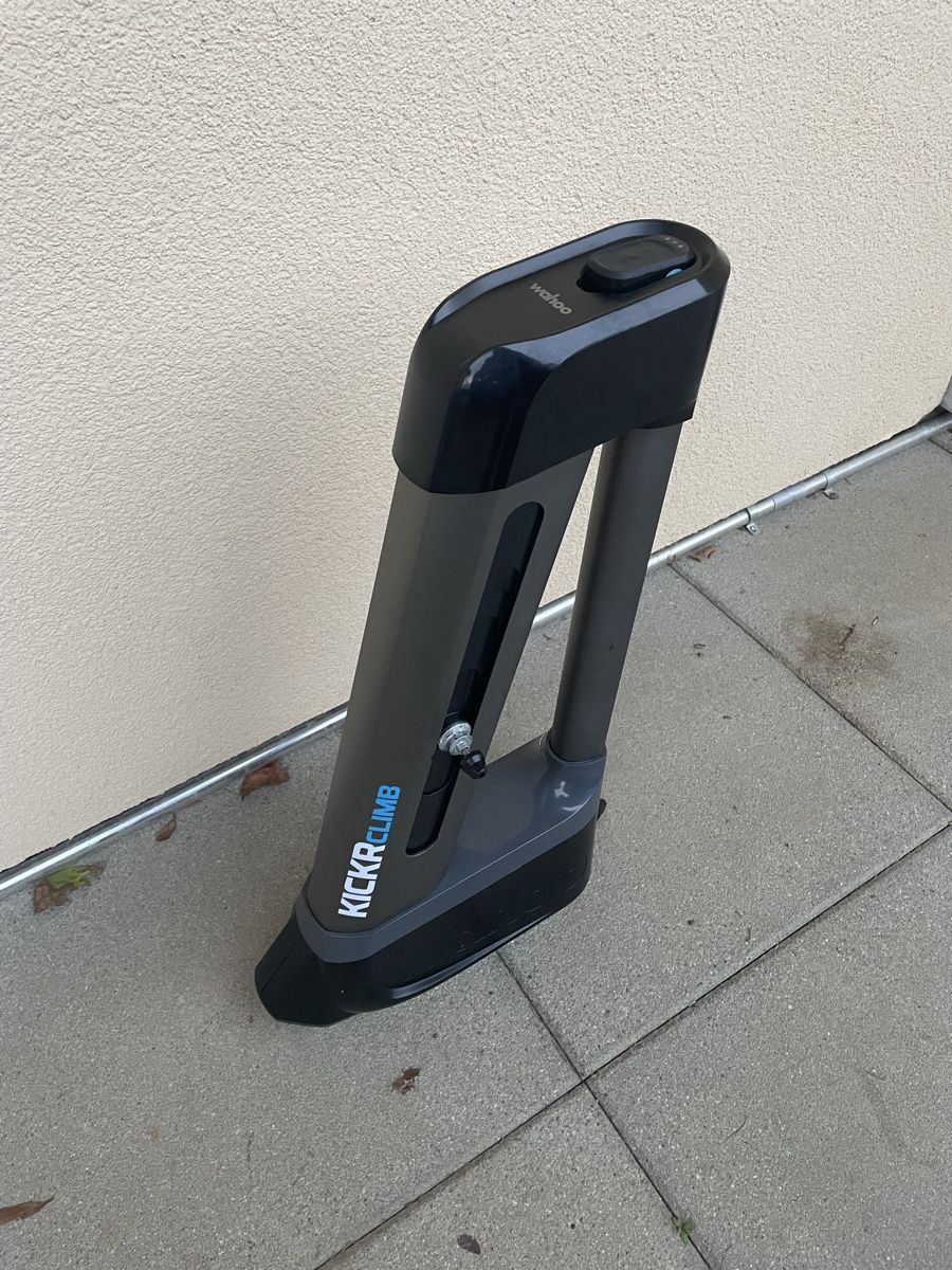 Wahoo Hometrainer: Wahoo KICKR CLIMB Indoor Grade Simulator - perfect condition – Neu (gemäss Beschreibung) aus Essertines-Rolle von hub_cc8m 3