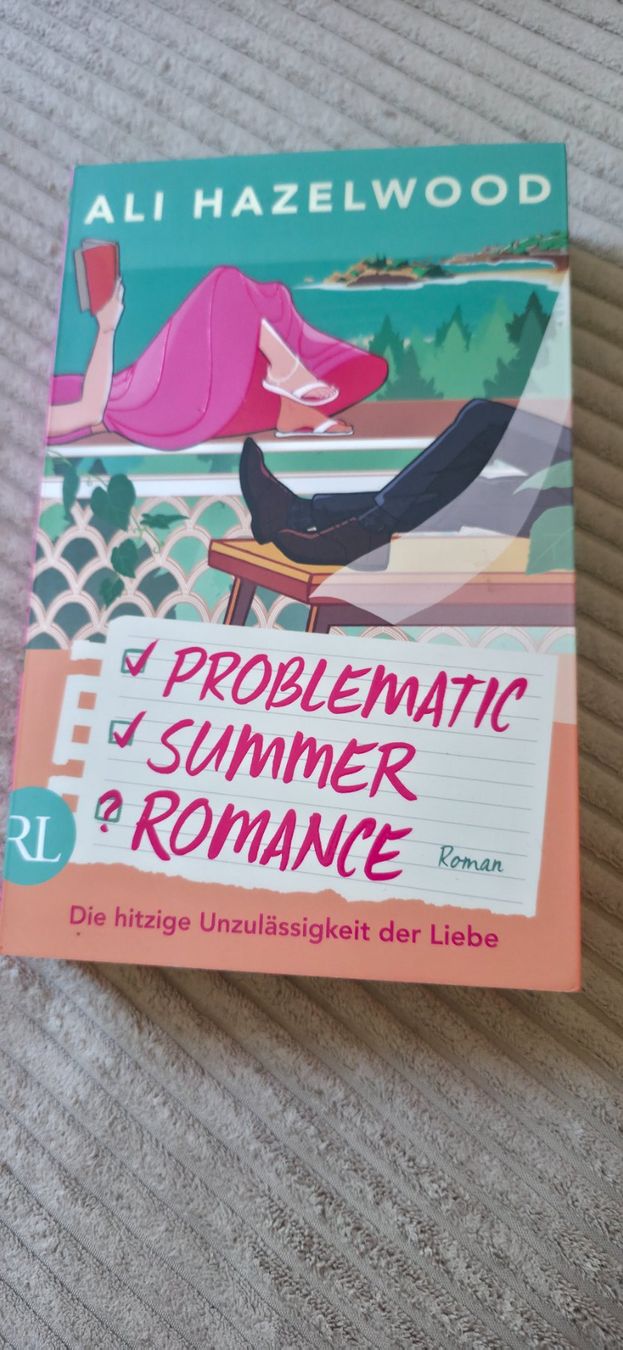 Libri: Ali Hazelwood – Usato da Erstfeld venduto da Planties