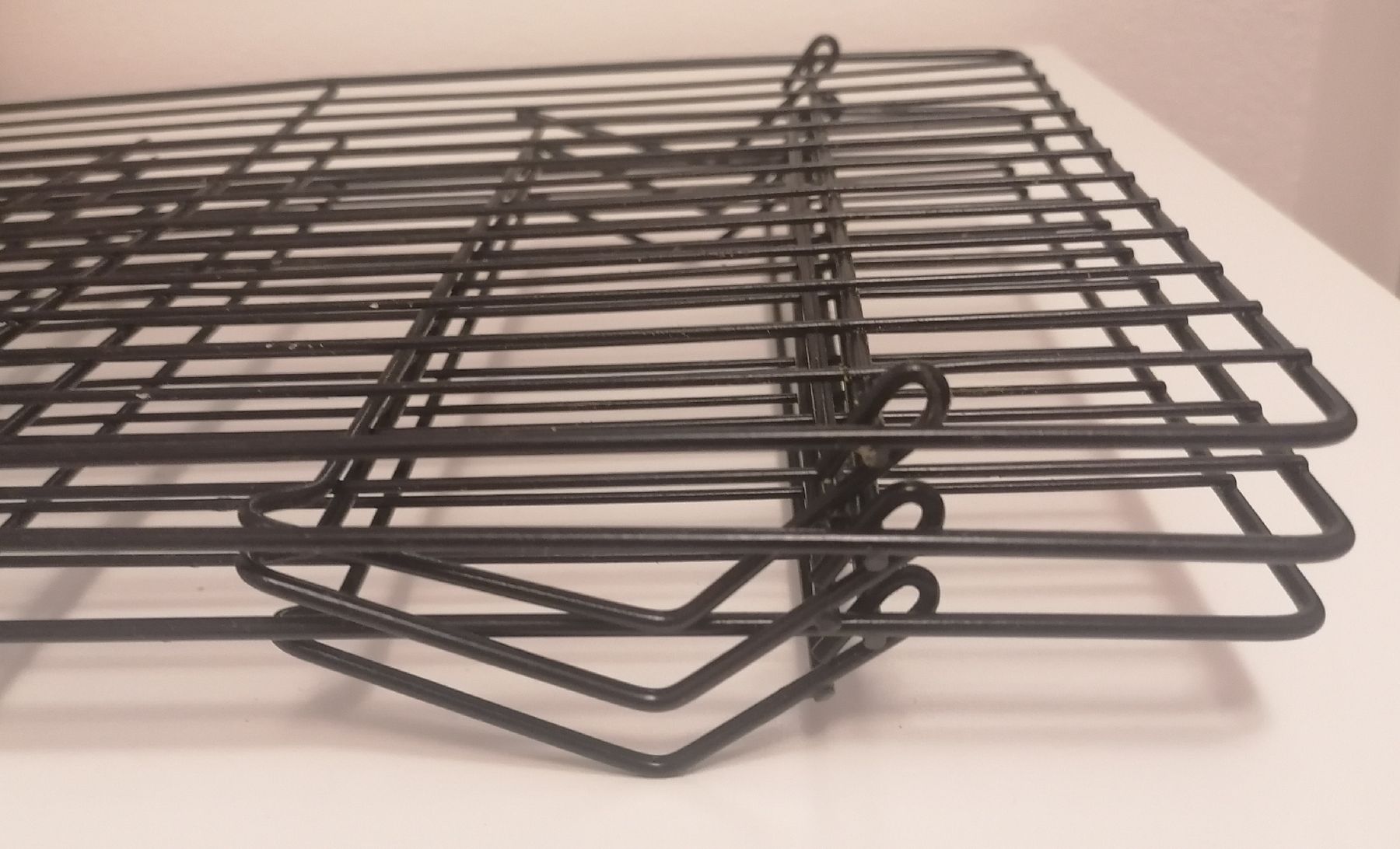 Teglie da forno: 3 Abkühlgitter 40 x 25,5 cm – Usato da Schwarzenegg venduto da musi09 2