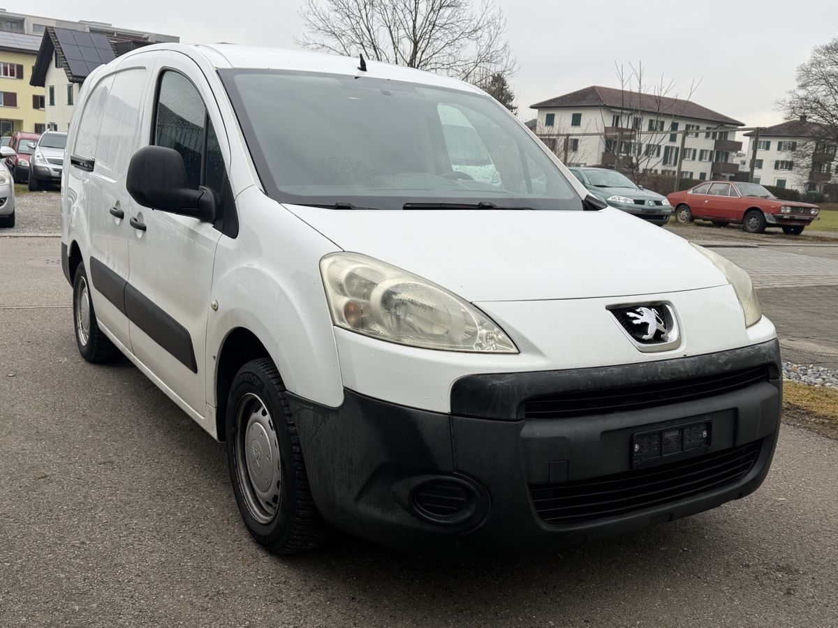 Peugeot Veicoli commerciali: Peugeot Partner 1,6 Diesel  – Usato da Amriswil venduto da Autocent 2