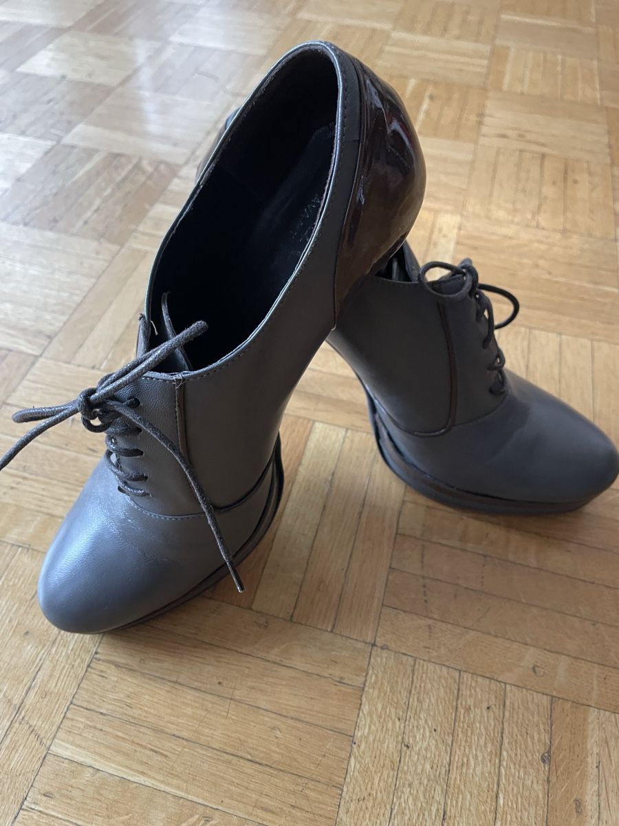 Scarpe da donna: Bottines talons hauts, taille 40 – Nuovo (secondo la descrizione) da Lausanne venduto da ali_6gwv 1