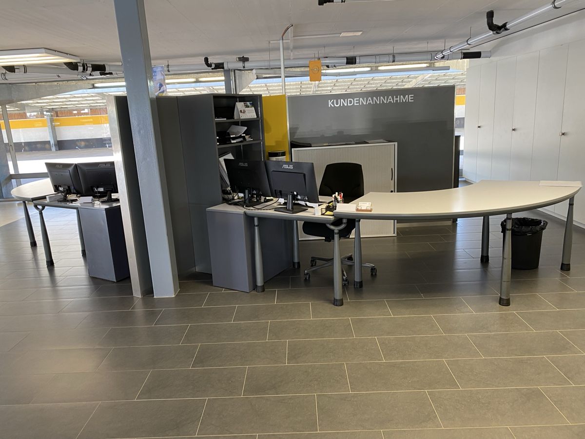 Bureaux: Büro mit drei Arbeitsplätzen  – D'occasion à Hägglingen par Karin0802 1