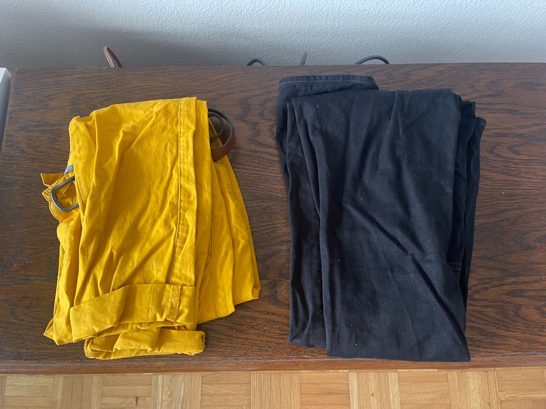 Pantaloni: 2 Hosen – Usato da Lenzburg venduto da R-T-I 1