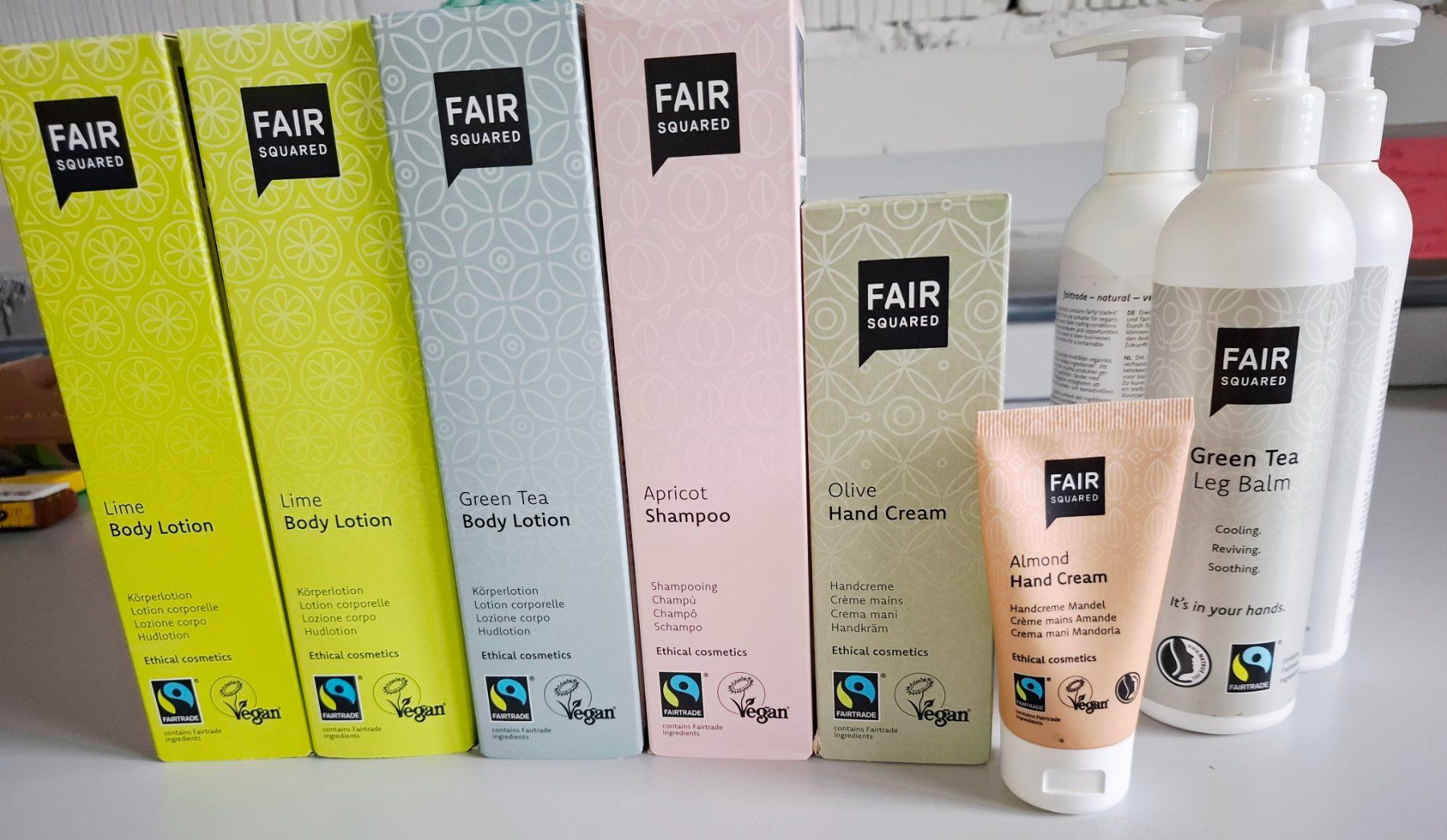 Soins hydratants: Grosses Fair Squared Set Bodylotion ect – Neuf avec emballage d'origine à Vilters par Soda_95 1